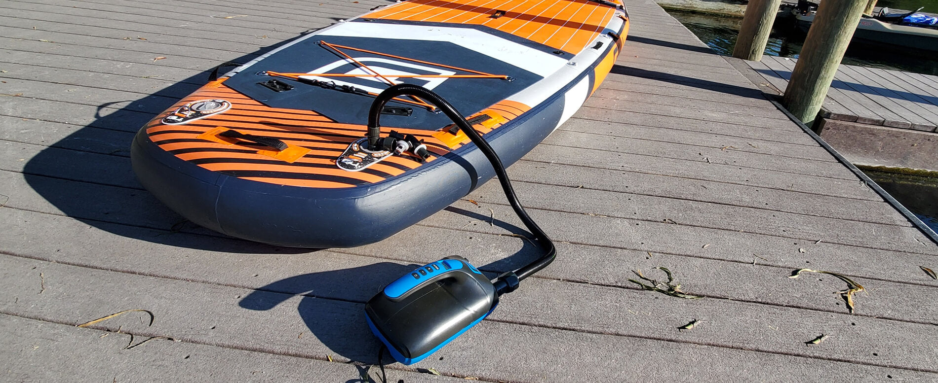 Gili dual action pump inflating komodo SUP board